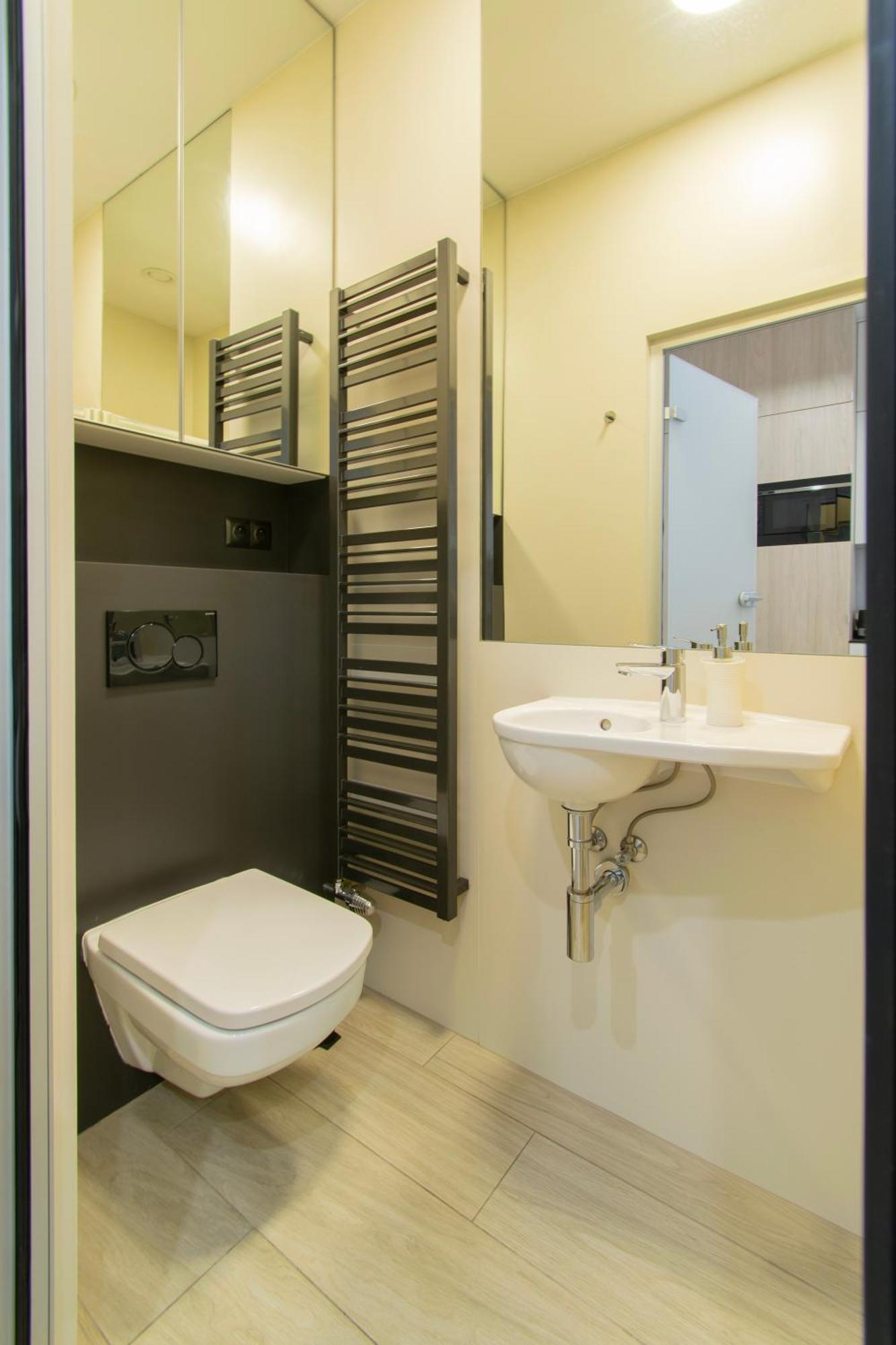 Compact Studios Slowackiego Avenue كراكوفيا المظهر الخارجي الصورة